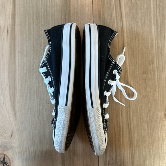 Youth Chuck Taylor Sneakers - Picture 5 of 10